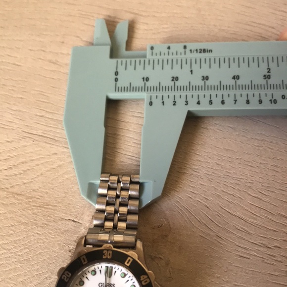 GUESS watch - Picture 5 of 5